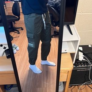 Olive Cargo Cuffed Pants with Side Pocket Print